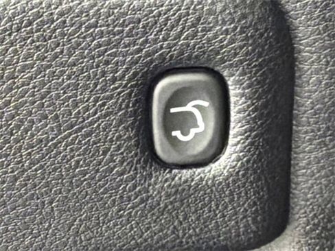 Used 2025 Dodge Durango GT w/ Blacktop Package image 19