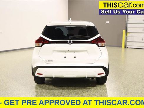 Used 2023 Nissan Kicks S image 6