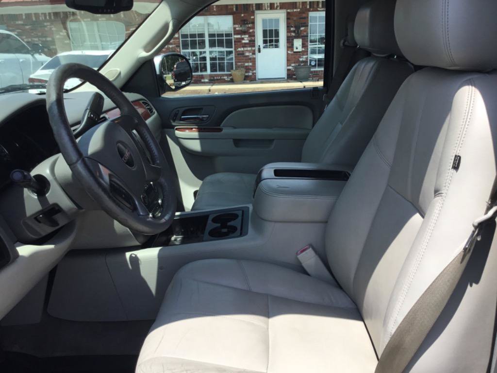 Used 2013 GMC Yukon SLT RWD image 32