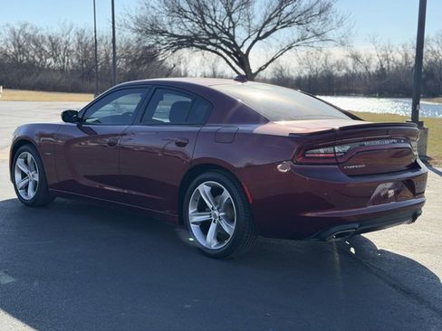 Used 2018 Dodge Charger R/T image 5