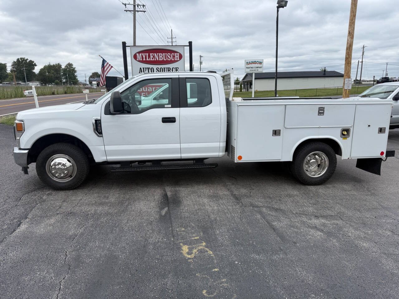Used 2021 Ford F350 XL w/ Power Equipment Group RWD image 1