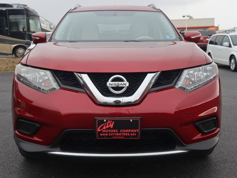 Used 2015 Nissan Rogue SV w/ SV Moonroof Package image 22