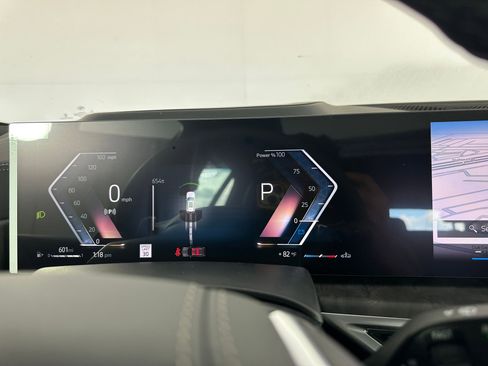 New 2026 BMW X5 sDrive40i w/ Premium Package image 18