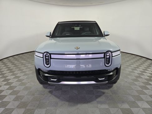 Used 2024 Rivian R1S Adventure Dual AWD/4WD image 8