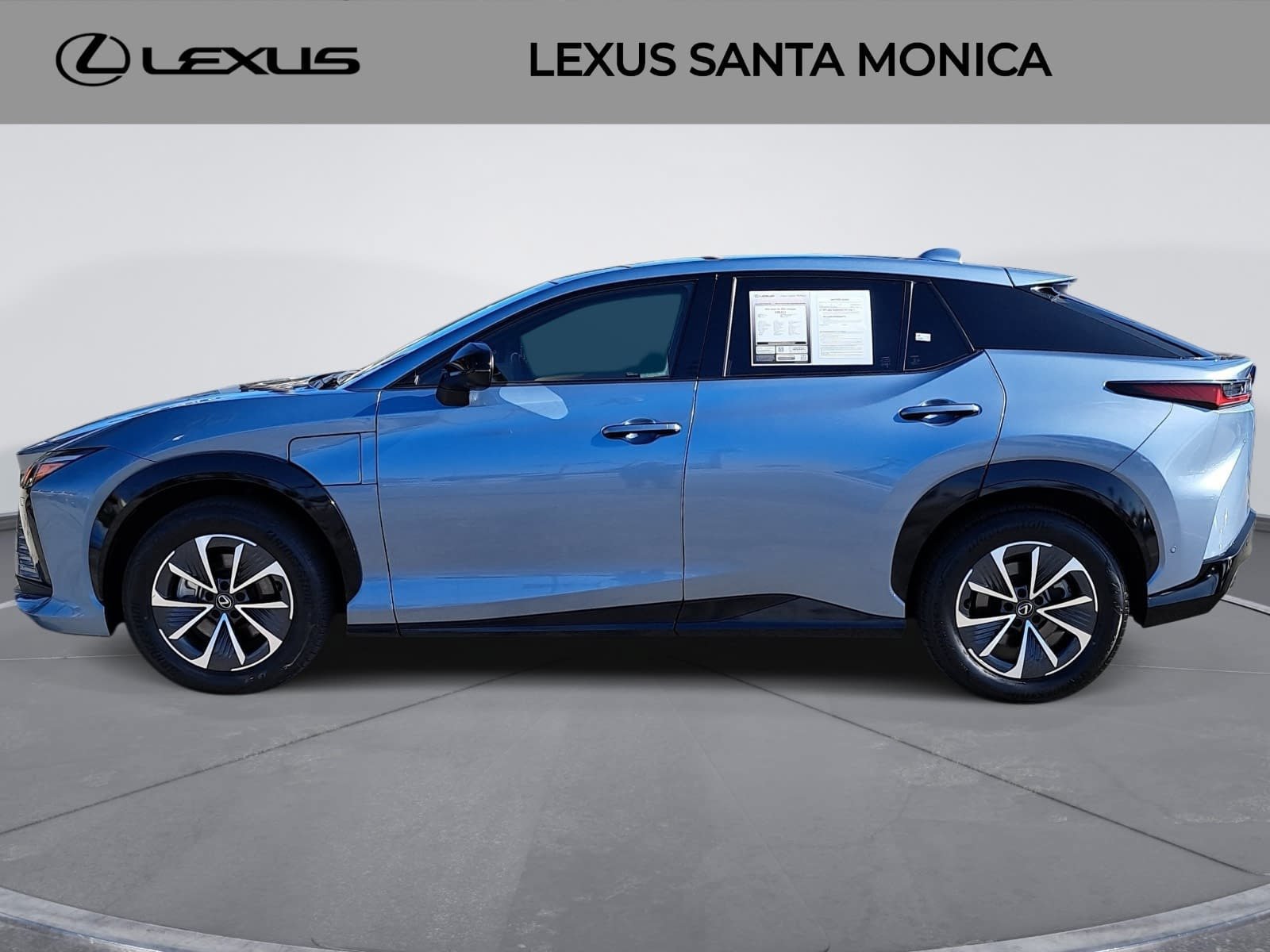 Used 2023 Lexus RZ 450e Premium w/ Technology Package AWD/4WD image 8