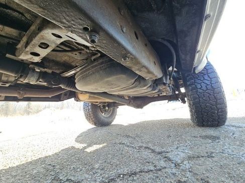 Used 2018 Toyota Tacoma TRD Sport image 14