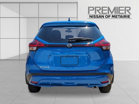 New 2025 Nissan Kicks Play S image 4