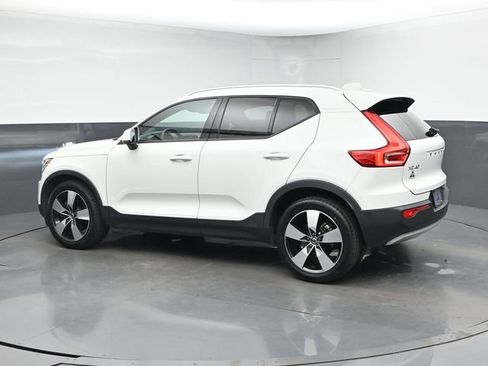 Used 2019 Volvo XC40 T5 Momentum AWD/4WD image 6