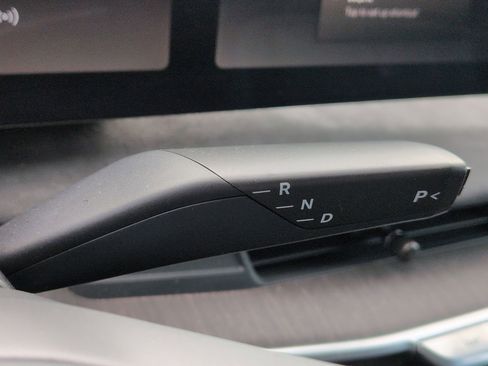 Used 2025 Lucid Air Grand Touring AWD/4WD image 23