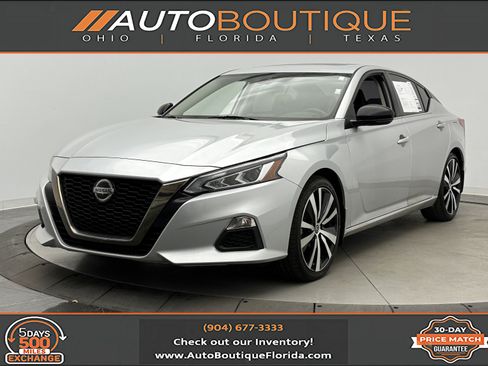 Used 2020 Nissan Altima 2.5 SR w/ Premium Package image 1