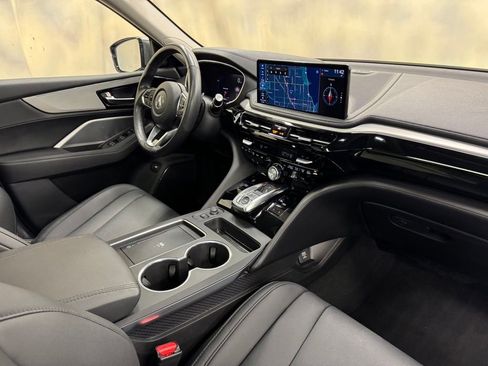 Certified 2025 Acura MDX SH-AWD image 26