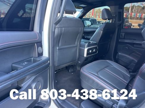 Used 2023 Ford Expedition Limited image 10