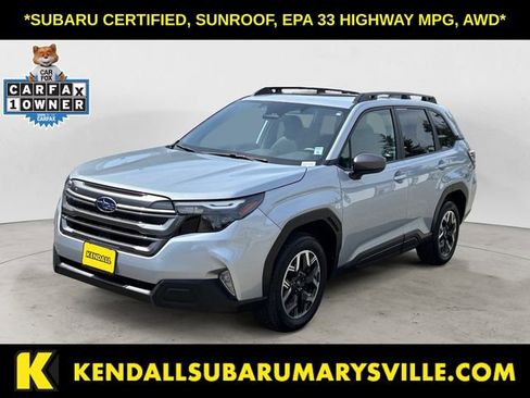 Certified 2025 Subaru Forester Premium AWD/4WD image 1