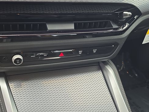 New 2026 BMW 430i Coupe w/ M Sport Package RWD image 23