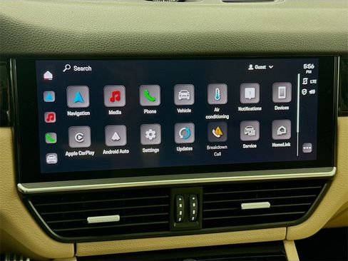 Used 2023 Porsche Cayenne S image 18