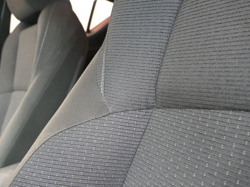 Used 2019 Toyota C-HR LE image 12