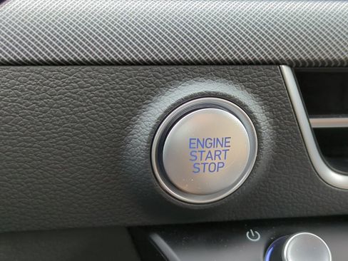 Certified 2025 Hyundai Sonata Limited FWD image 33