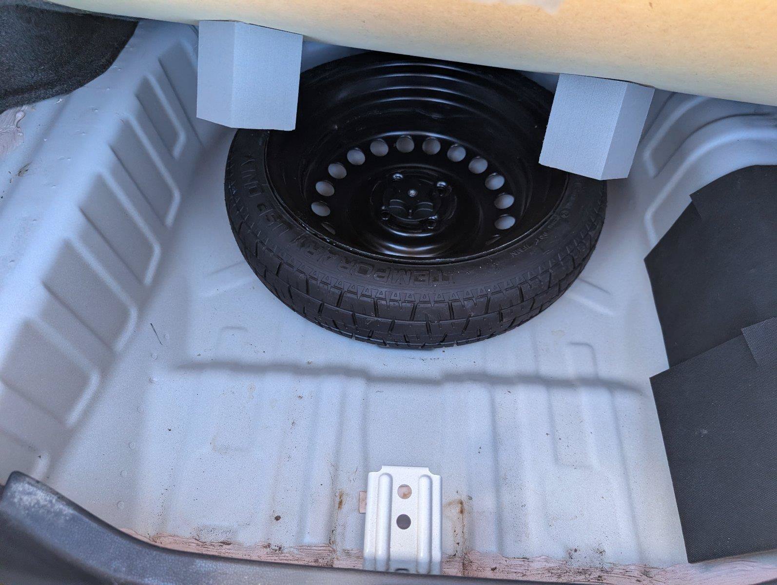 Used 2019 Nissan Versa S Plus FWD image 6