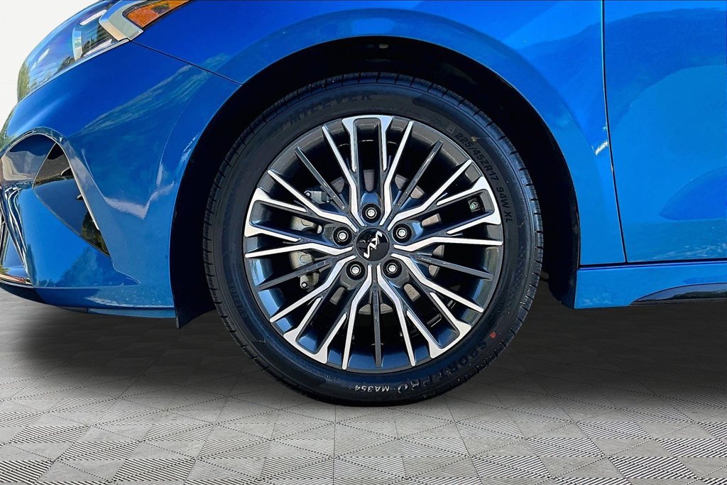 Used 2023 Kia Forte GT-Line FWD image 21