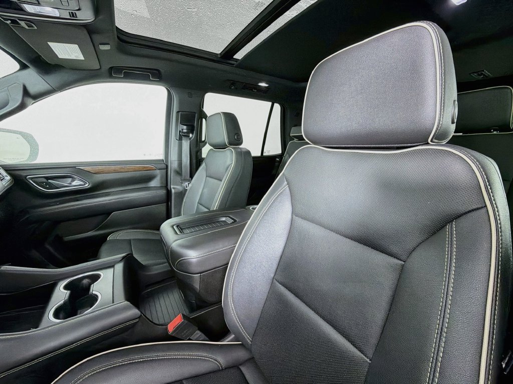 Used 2024 Chevrolet Tahoe Premier AWD/4WD image 22