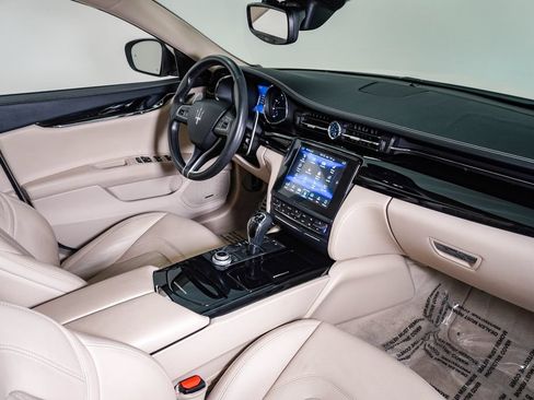 Used 2018 Maserati Quattroporte S Q4 AWD/4WD image 14