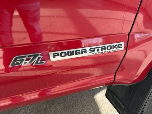 Used 2022 Ford F350 Platinum AWD/4WD image 8
