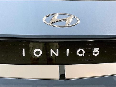 Used 2024 Hyundai Ioniq 5 SEL RWD image 7