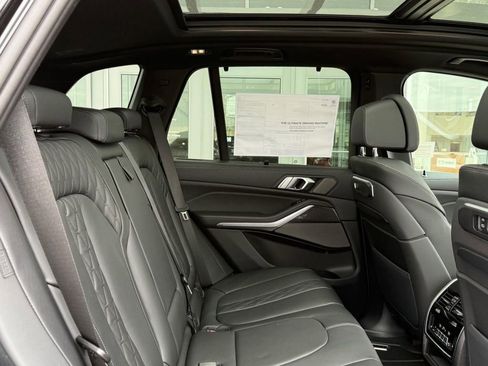 New 2026 BMW X5 M60i image 5