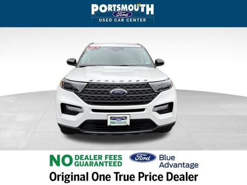 Certified 2022 Ford Explorer XLT w/ Equipment Group 202A image 9