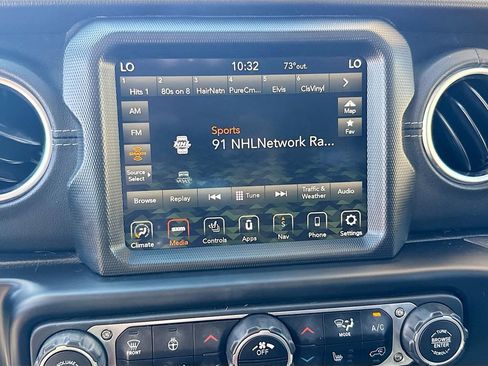 Used 2022 Jeep Wrangler Unlimited Sahara w/ Cold Weather Group image 16