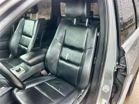 Used 2021 Jeep Grand Cherokee Limited image 11