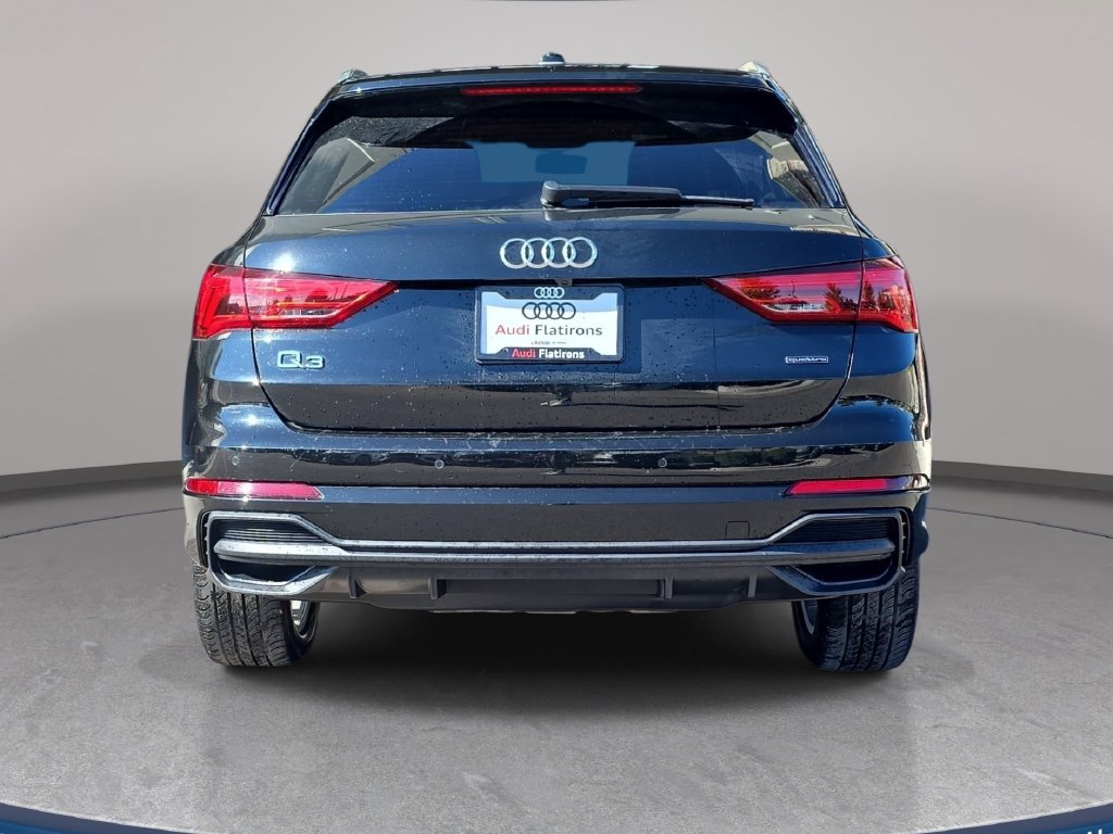 Certified 2024 Audi Q3 2.0T Premium AWD/4WD image 7