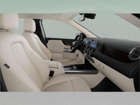 Used 2026 Mercedes-Benz GLA 250 image 42