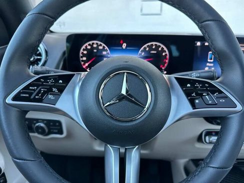 Certified 2026 Mercedes-Benz GLB 250 image 29