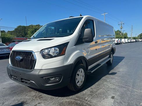 Used 2024 Ford Transit 250 Low Roof w/ Exterior Upgrade Package RWD image 3