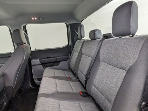 Certified 2023 Ford F250 XL w/ XL Chrome Package image 33