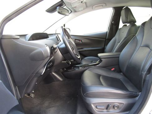 Used 2021 Toyota Prius Prime Limited FWD image 13
