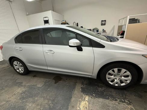 Used 2012 Honda Civic LX image 6