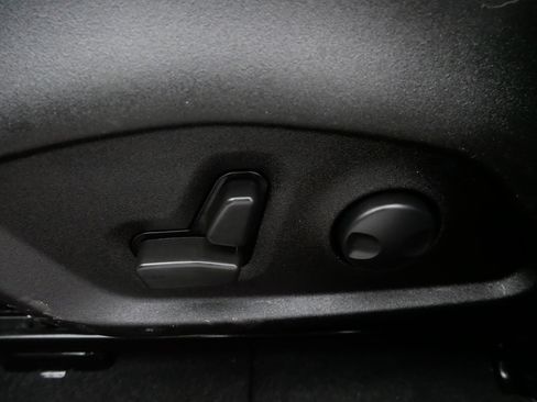 Used 2023 Jeep Renegade Altitude w/ Convenience Group I image 20