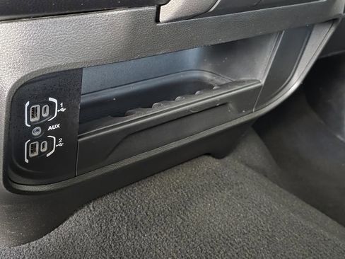 Used 2024 RAM 2500 Big Horn image 21