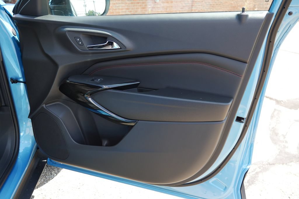 New 2026 Chevrolet Trax RS FWD image 10