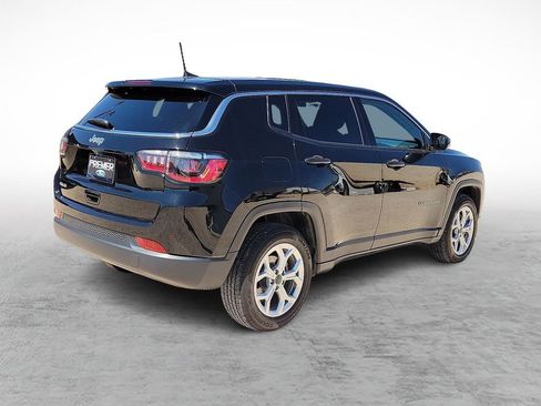 Used 2025 Jeep Compass Sport AWD/4WD image 11