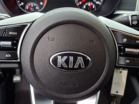 Used 2019 Kia Optima LX image 30