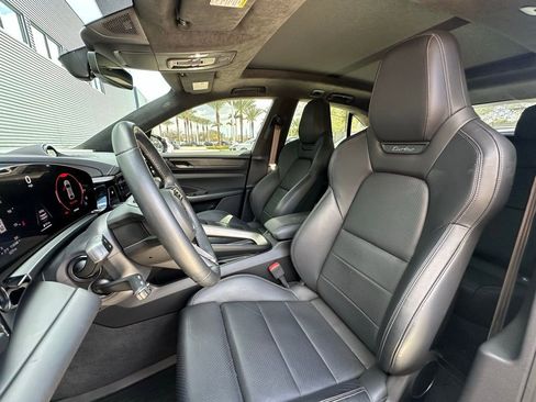 Certified 2024 Porsche Macan Turbo Electric image 5