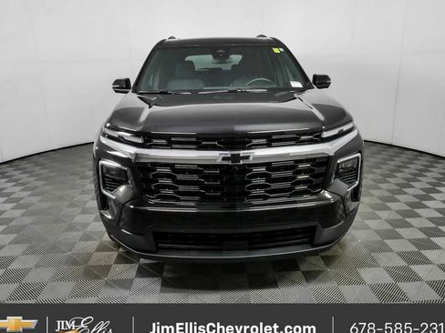 Certified 2025 Chevrolet Traverse LT w/ Enhanced Driving Package FWD image 38