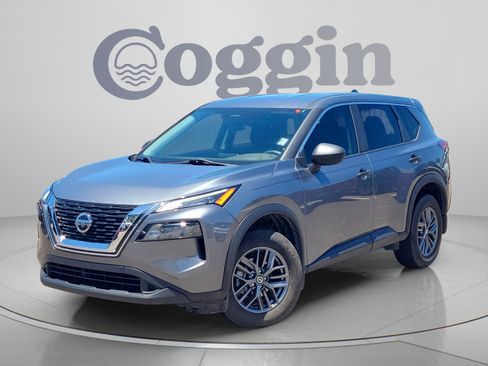 Used 2021 Nissan Rogue S FWD image 1