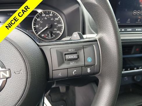 Used 2023 Nissan Rogue SV AWD/4WD image 24
