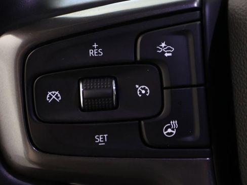 Used 2024 Chevrolet Silverado 2500 ZR2 w/ Technology Package image 24