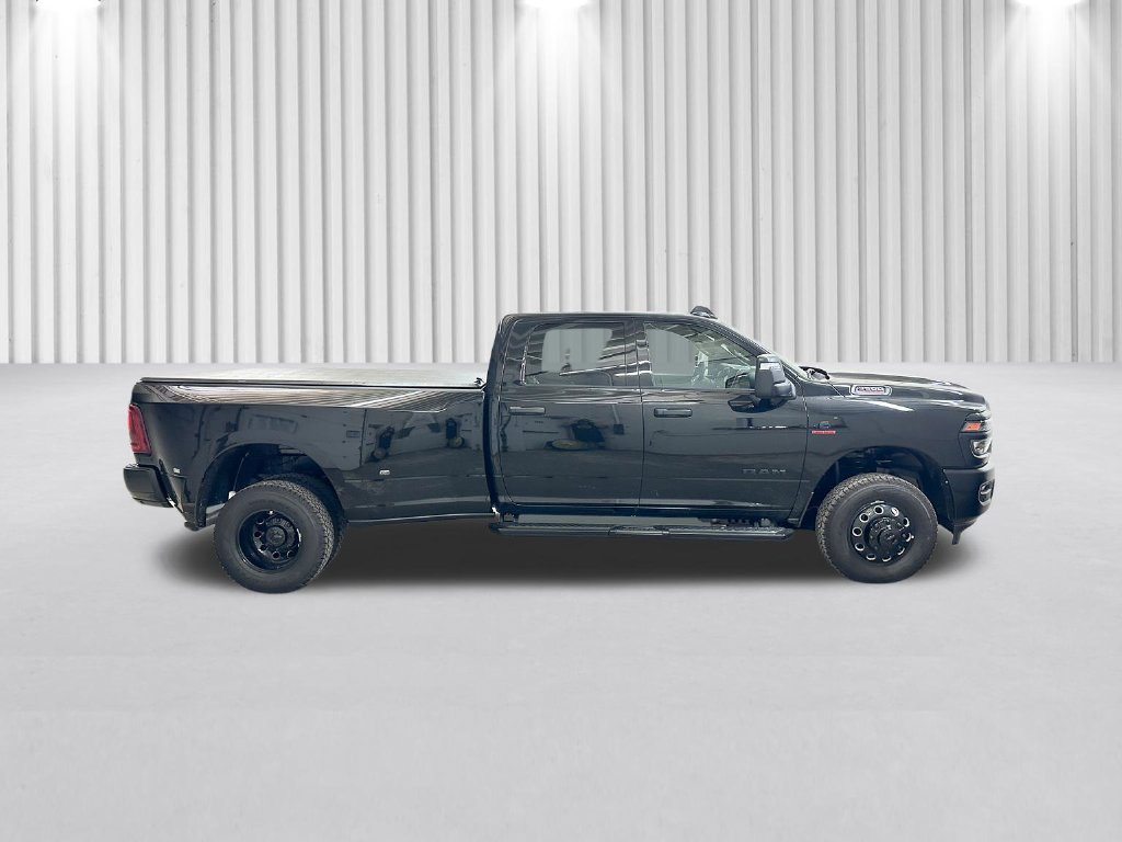 New 2026 RAM 3500 Big Horn AWD/4WD image 3