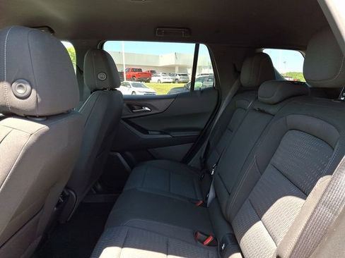 Used 2025 Chevrolet Equinox LT AWD/4WD image 10